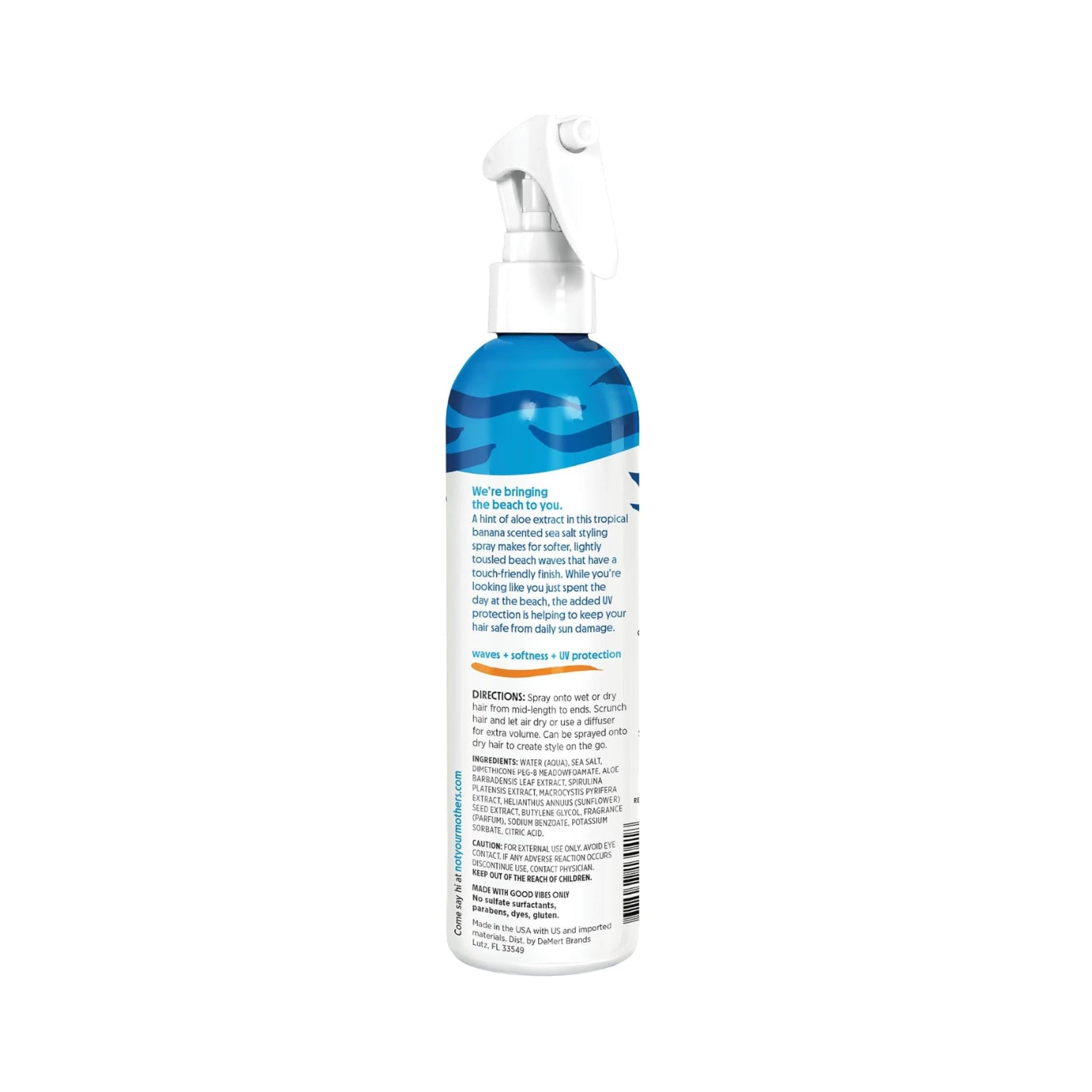 Sea salt styling spray i blå sprayflaske med tropisk banandurt, aloe og UV-beskyttelse til bløde beach waves.