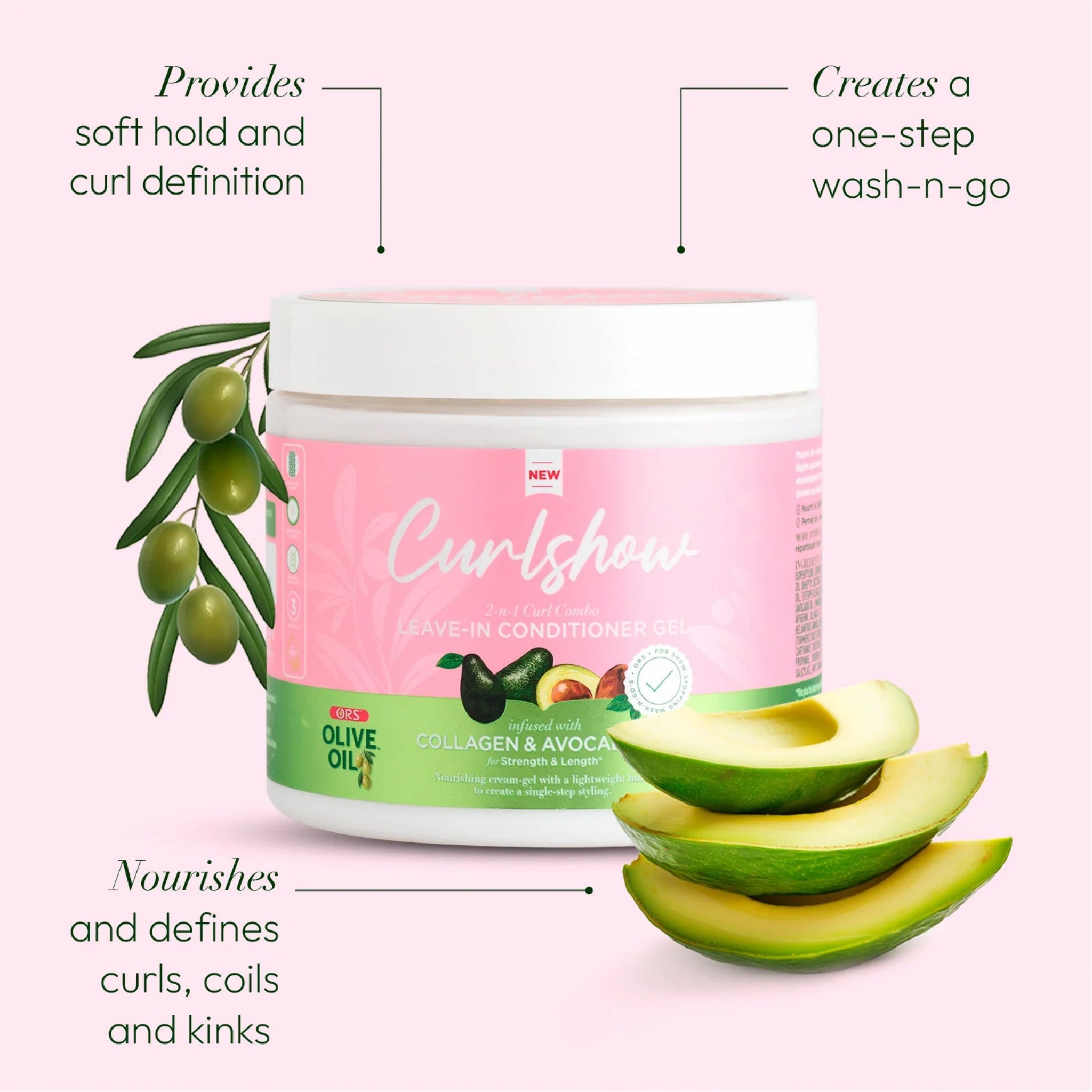 ORS Olive Oil Curlshow leave-in conditioner gel med collagen og avocado, omgivet af oliven og skiver af avocado.