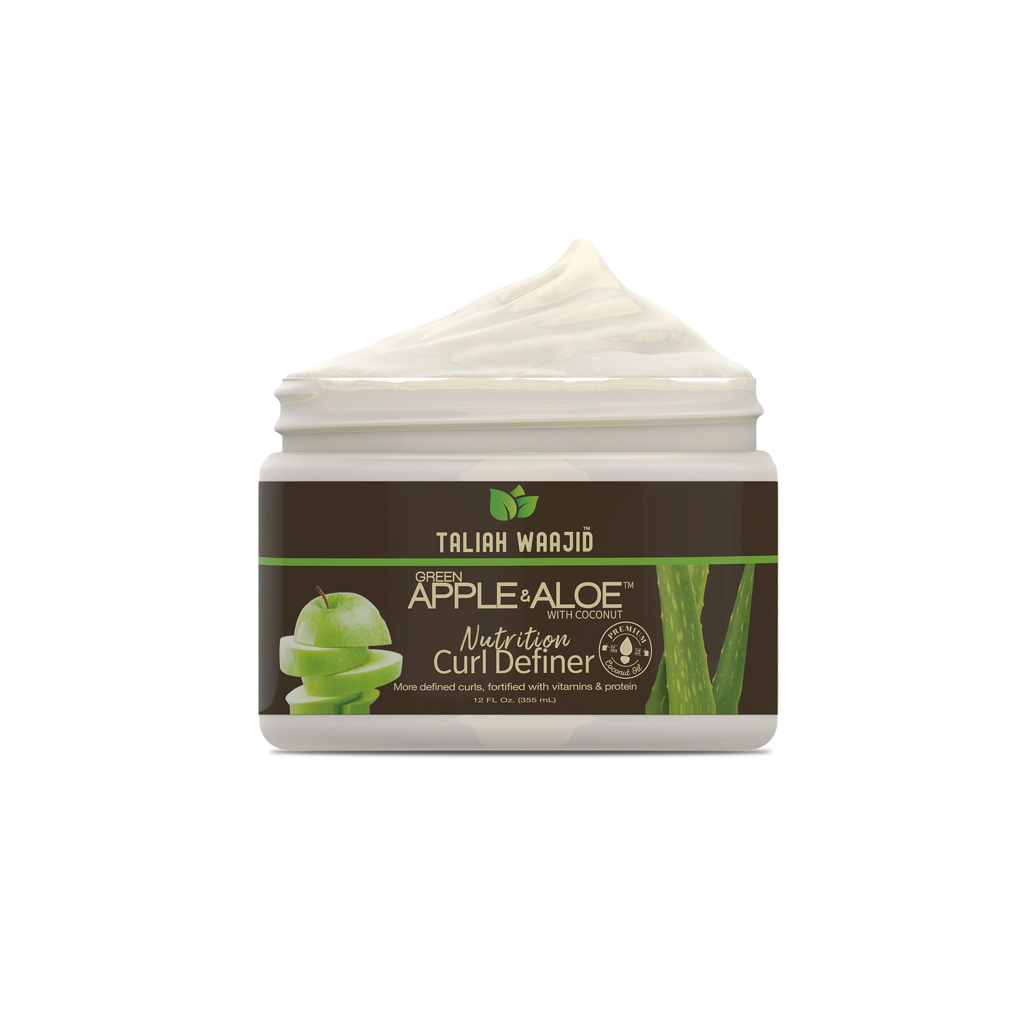 Åben beholder med Taliah Waajid Green Apple & Aloe Nutrition Curl Definer, cremet hvidt produkt synligt over kanten, med æbler og aloe vera på etiketten.